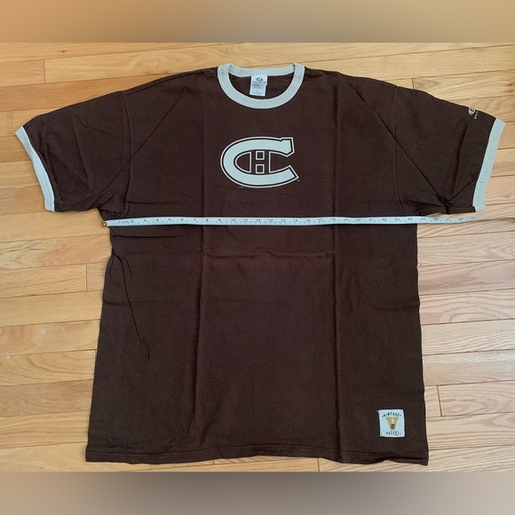 Sports /Hockey Montreal Canadians Licensed TShirt - Picture 3 of 6